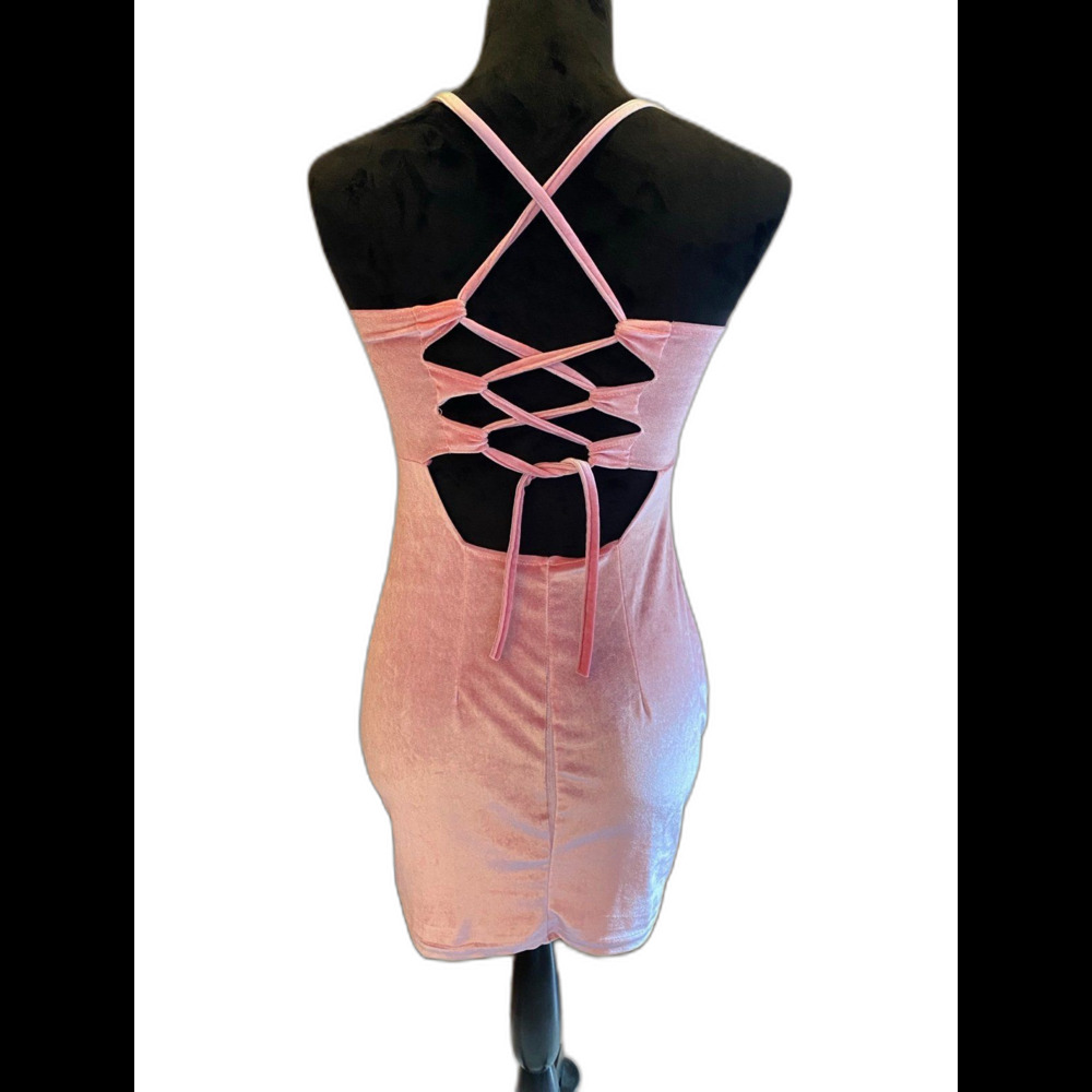 Lingerie‎ Women’s Soft Pink Size Medium Velvet Feel Lace Up Back Sexy Corset